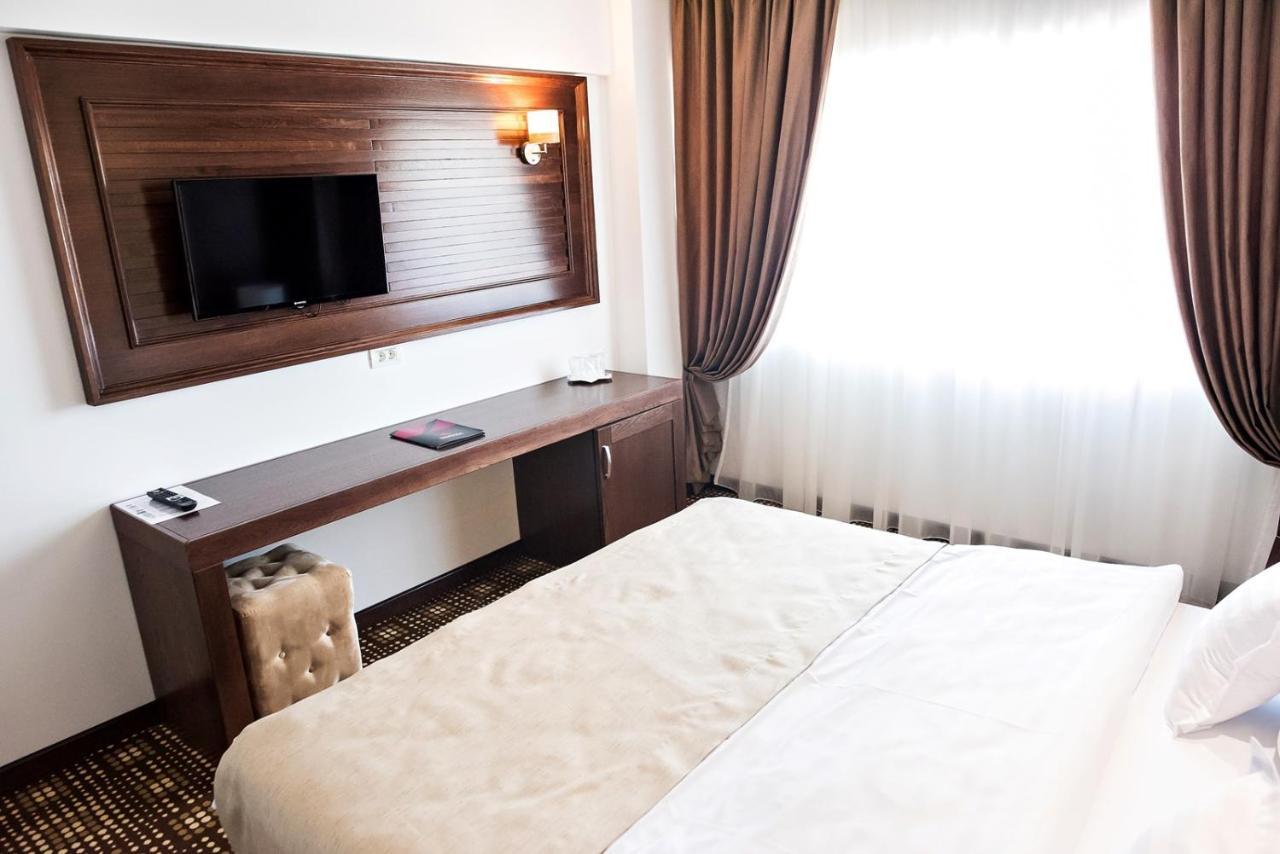 Hotel Bucovina Suceava Luaran gambar