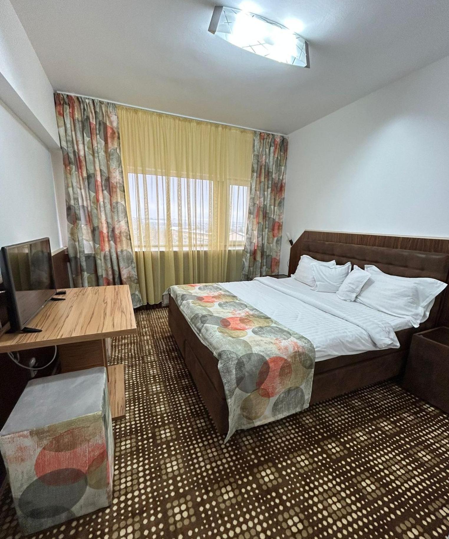 Hotel Bucovina Suceava Luaran gambar