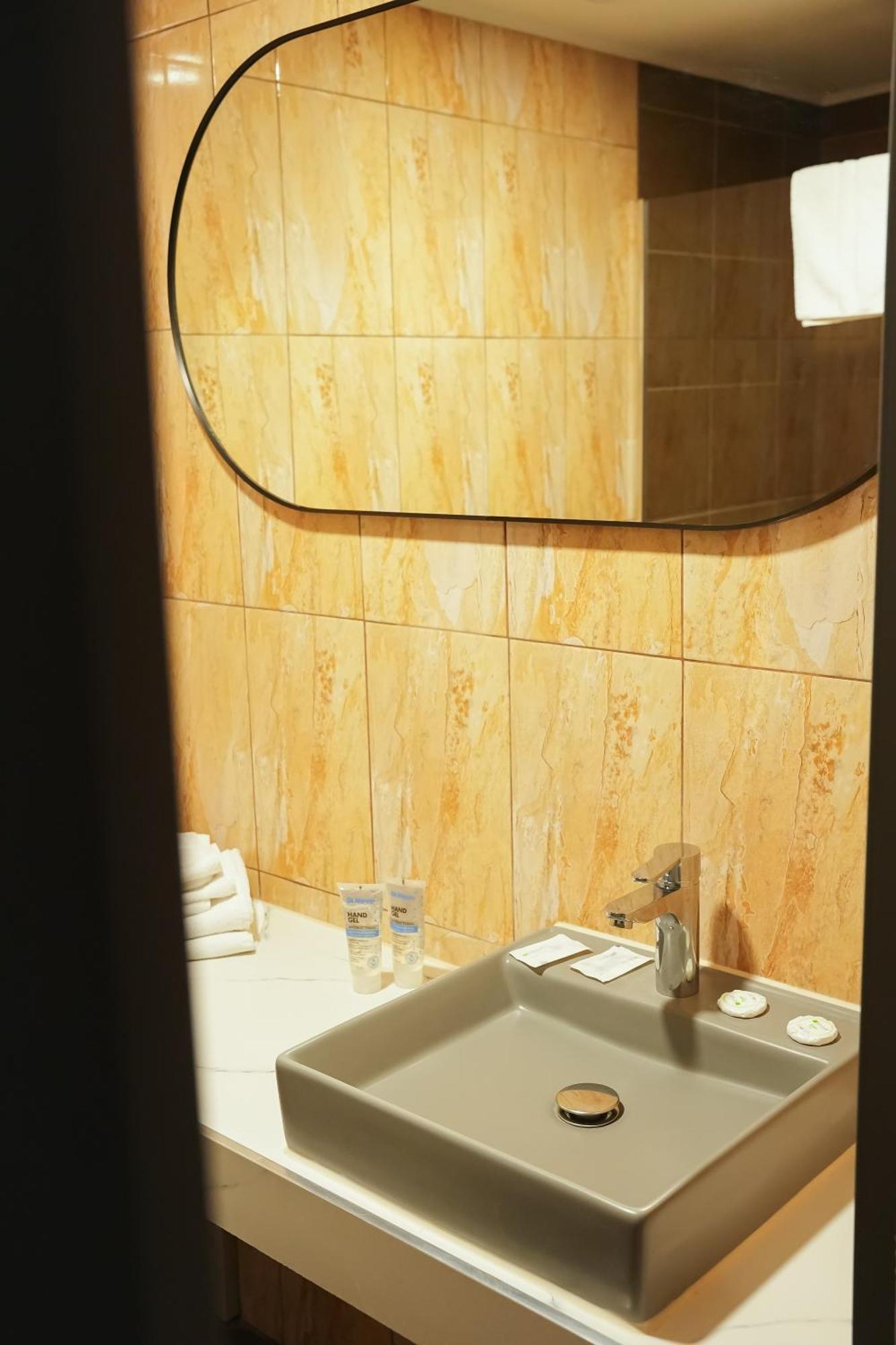 Hotel Bucovina Suceava Luaran gambar