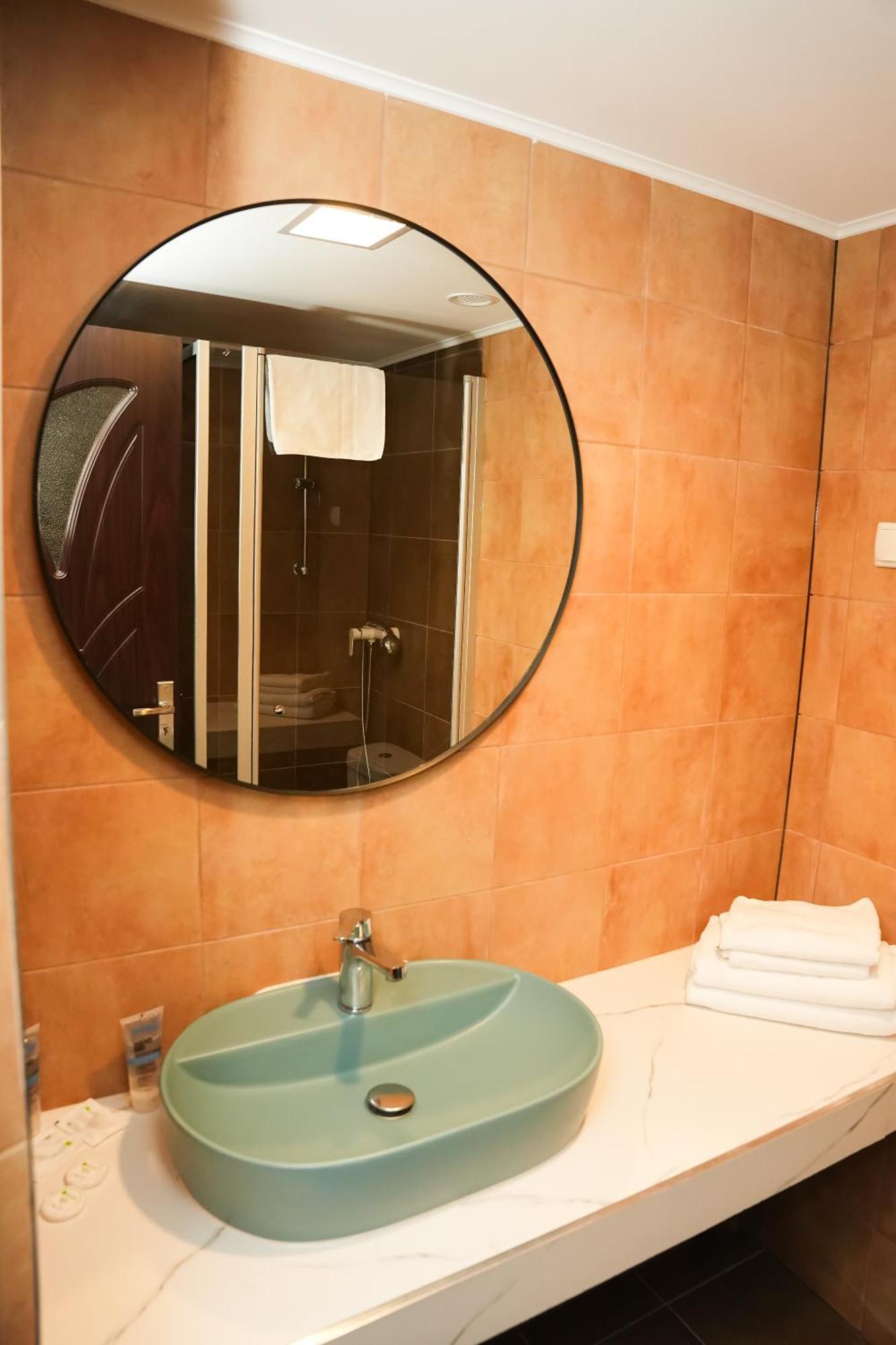 Hotel Bucovina Suceava Luaran gambar