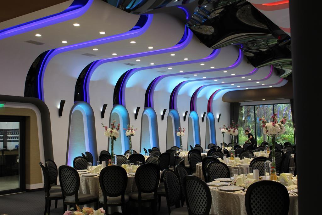 Hotel Bucovina Suceava Luaran gambar