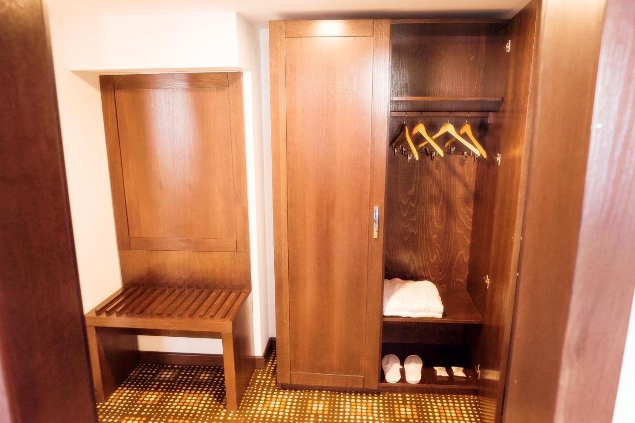 Hotel Bucovina Suceava Luaran gambar