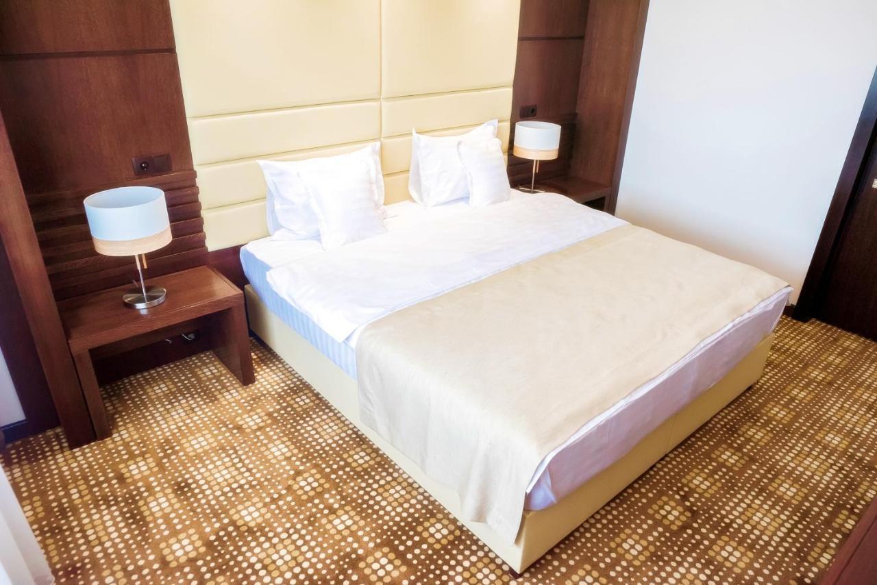 Hotel Bucovina Suceava Luaran gambar